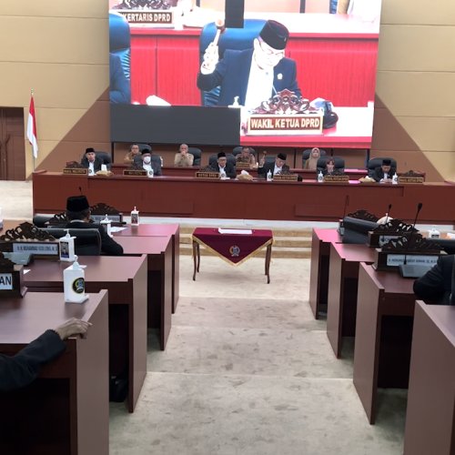 Tok! Raperda Pajak Daerah dan Retribusi Daerah Disetujui Ekskutif dan Legislatif Tangsel