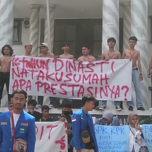 Mahasiswa Demo Kekayaan Fantastis Bupati Irna Narulita, Pendemo: Kebijakan Tak Pro Rakyat