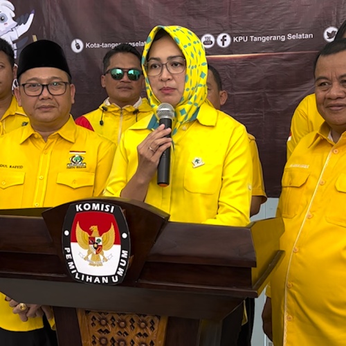 Airin Daftarkan 50 Bacaleg Golkar Tangsel