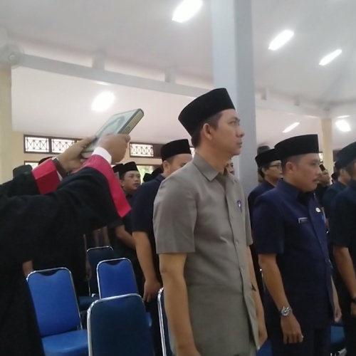 Ratusan Pejabat Pemkab Pandeglang Dirotasi