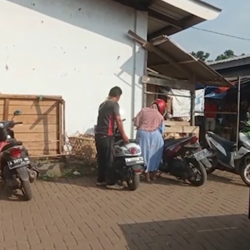 Banyak Lapak Parkir di Lebak Diduga Tak Bayar Pajak