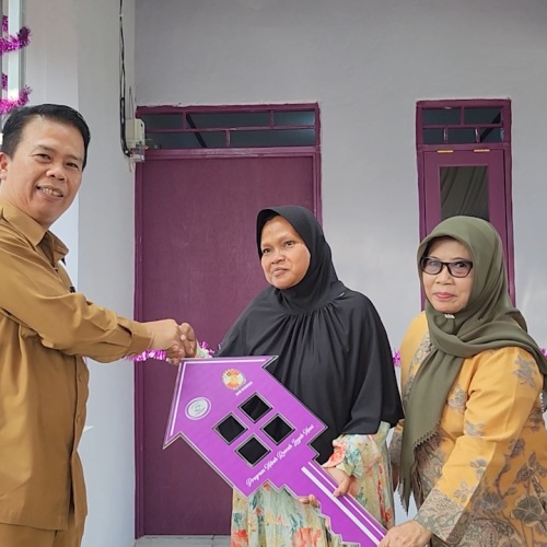 Asda III Kabupaten Tangerang Hadiri Serah Terima Kunci Program RTLH Koperasi Syariah AKR