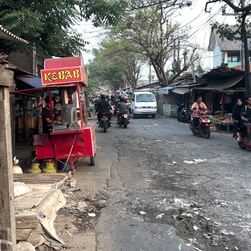 Jalan Kalibaru Kabupaten Tangerang Akan Dilebarkan, Masyarakat Mendukung Asal Diberi Solusi