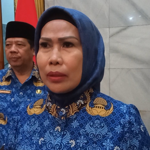 Bupati Serang Ratu Tatu Serahkan Bantuan Keuangan Untuk Parpol