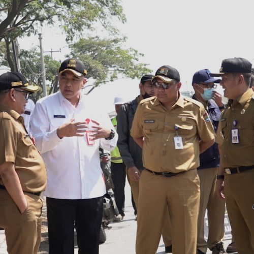 Bupati Tangerang Tinjau Progres Pembangunan Jalan Raya Dadap Kosambi