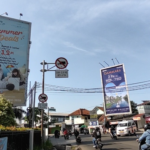 Ada Ratusan yang Tak Berizin, Tangsel Akan Jadi 'Hutan Billboard'?