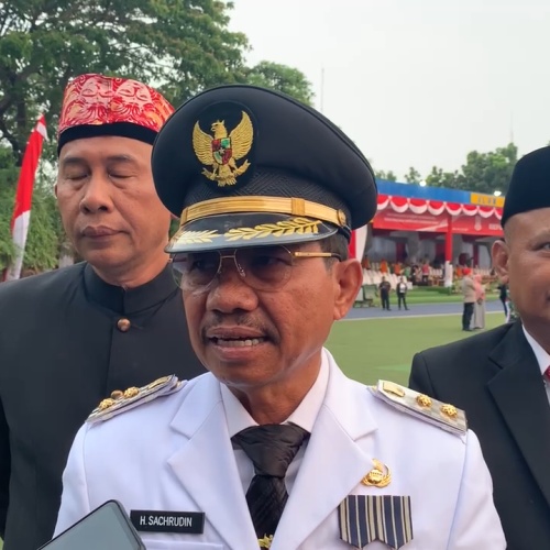 Pimpin Upacara Penurunan Bendera HUT ke-78 RI di Kota Tangerang, Sachrudin Tekankan Semangat Kebhinekaan