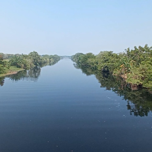 Air Sungai Ciujung Kabupaten Serang Menghitam, Akibat Limbah Pabrik?