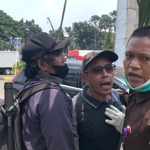 PWI, AJI Jakarta dan LBH Pers Kecam Penghalangan Wartawan Meliput Ledakan di Eka Hospital Serpong