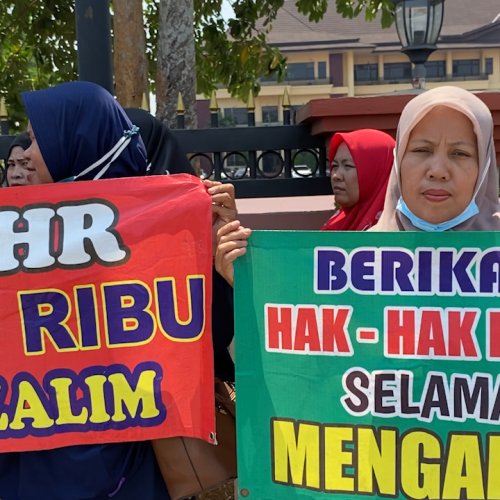 PT Pelita Enamelware Industry Laporkan Dua Karyawan, Buruh Perempuan Geruduk Polda Banten