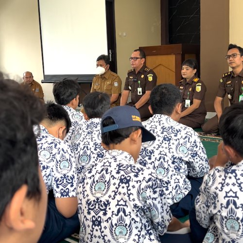 Kajati Banten: Jaksa Masuk Sekolah Cegah Perundungan