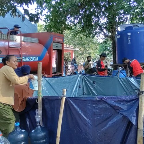 BPBD Tangsel Telah Distribusikan 778.100 Liter Air ke 39 Titik Kekeringan