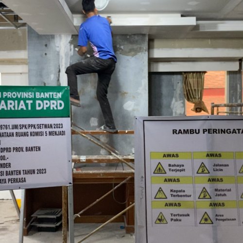 Kritik Pembangunan Gedung DPRD Banten, Mahasiswa: Pemborosan Anggaran