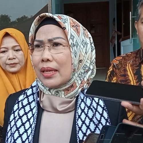 Wakil Bupati Kosong, Ratu Tatu Masih Tunggu Surat Kemendagri