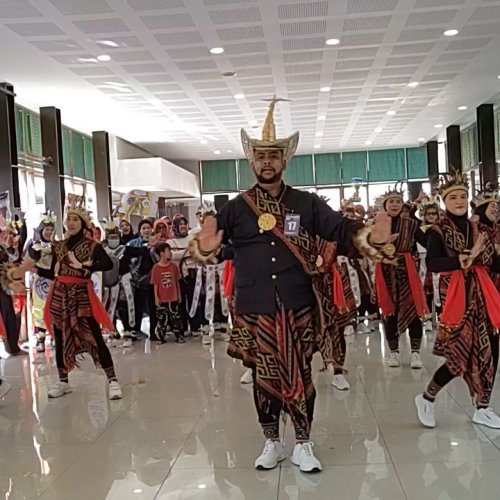 Restoran Padang Sari Rendang Bintaro, Gelar Fun Dance Competition Total Hadiah Rp14 Juta