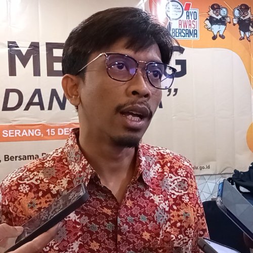 Bawaslu Klarifikasi ASN Kabupaten Serang Pemasang Spanduk Caleg di Depan Rumah