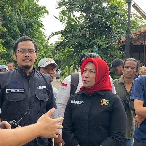 Legislator Tinjau Lokasi Penggusuran Pedagang Pertukangan Utara