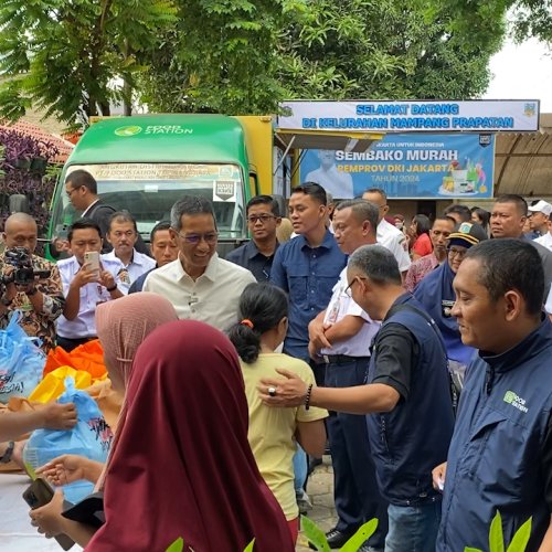 Pj Gubernur DKI Jakarta Tinjau Lokasi Kegiatan Sembako Murah di Mampang Prapatan