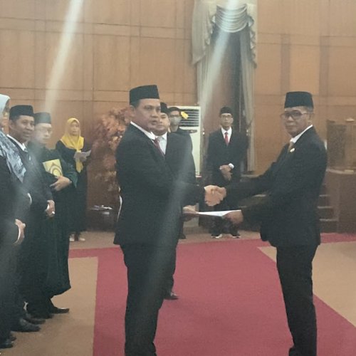 Ismatullah Resmi Gantikan Rafiudin di DPRD Kota Cilegon