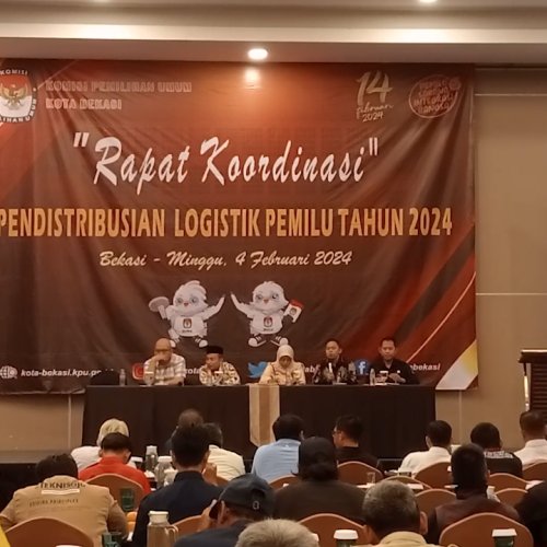 KPU Kota Bekasi Distribusikan Logistik Kotak dan Surat Suara