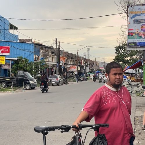 Diimbau Pindah ke TPPS, Aktivitas Pedagang di Pasar Kutabumi Masih Berlangsung Normal