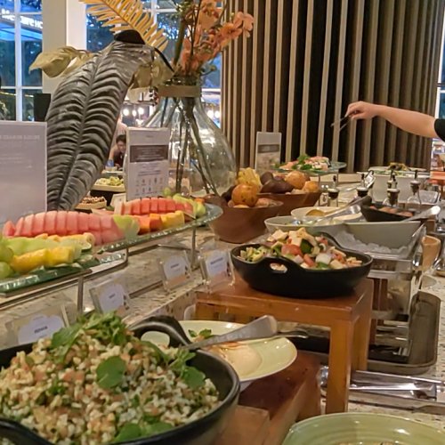 Mercure Serpong Alam Sutera Hadirkan Iftar Buffet Bertajuk Kampoeng Ramadan