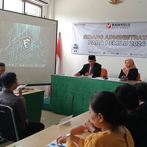 KPU Kota Bekasi Berikan Keterangan Soal Dugaan Penggelembungan Suara