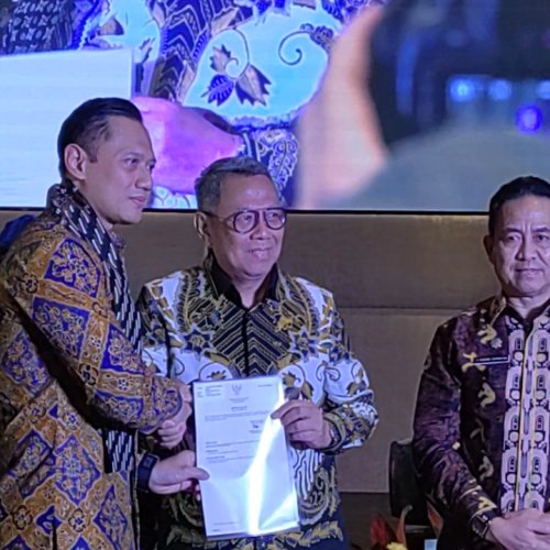 AHY Luncurkan Layanan Implementasi Sertipikat Elektronik se-Provinsi Banten