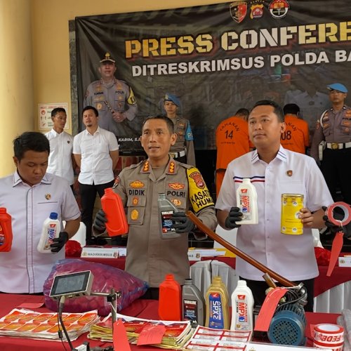 Pabrik Oli Palsu di Tangerang Beromzet Rp5,2 Miliar Dibongkar Polda Banten