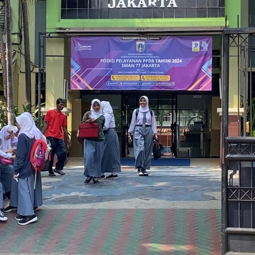 Pak RK dan Pak Anies! Daya Tampung Sekolah Negeri di Jakarta Masih Minim