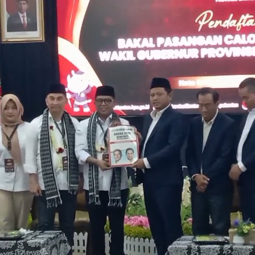 Daftar ke KPU, Andra-Dimyati Yakin Menang di Pilgub Banten