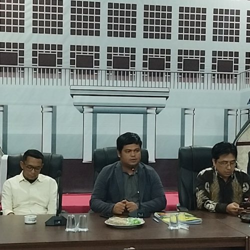 Tiga Pasang Bakal Calon Bupati dan Wakil Bupati Lebak Belum Memenuhi Syarat