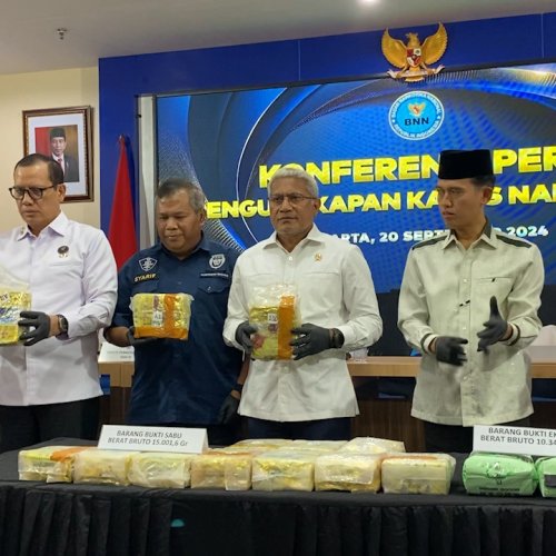 BNN Berhasil Gagalkan Penyelundupan 15 Kg Sabu dan 10.345 Butir Ekstasi ke Indonesia