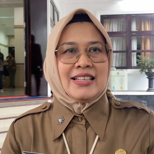 Andra Soni Tolak Anggaran Baju Dinas Gubernur dari APBD Rp1 Miliar, Pilih Gunakan Dana Pribadi