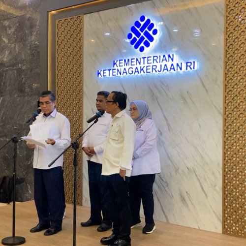Menaker RI Imbau Ojol dan Kurir Online Dapat Bonus Hari Raya 2025