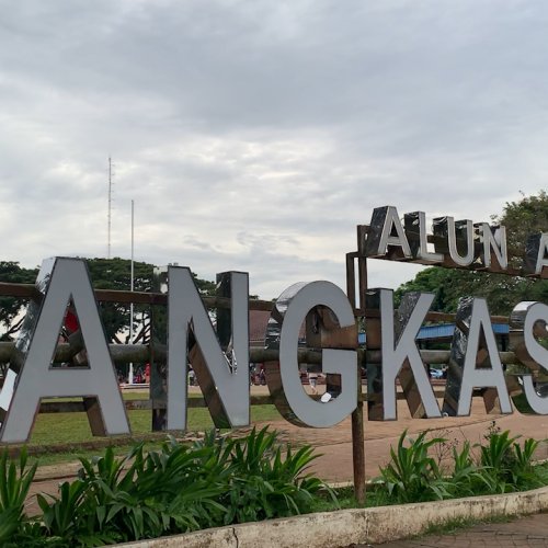 Pemkab Lebak Gelontorkan Anggaran Rp5 Miliar untuk Perbaikan Alun-alun Rangkasbitung