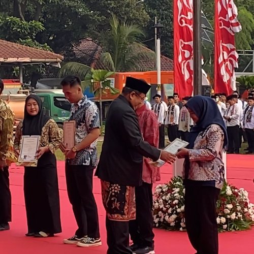 Pakai Duit Infaq Baznas, Pramono Tebus 371 Ijazah Siswa yang Ditahan Sekolah