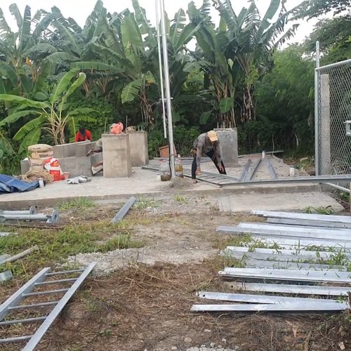 Pembangunan BTS di Buaran Indah Kota Tangerang Disinyalir Belum Kantongi Izin