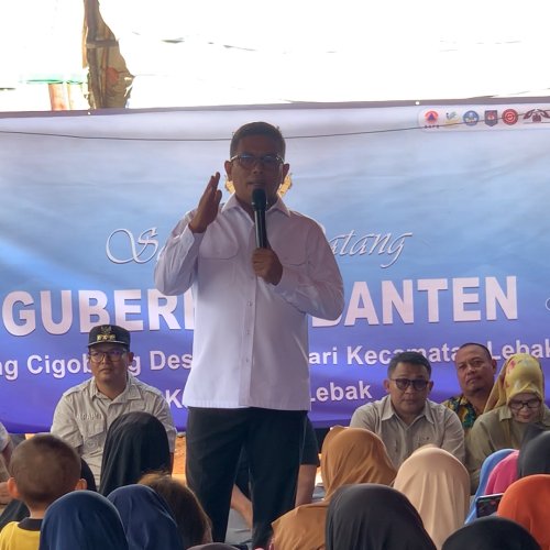 Jika Nasib Warga Cigobang di Adu dengan Nasib Gubernur Banten Andra Soni