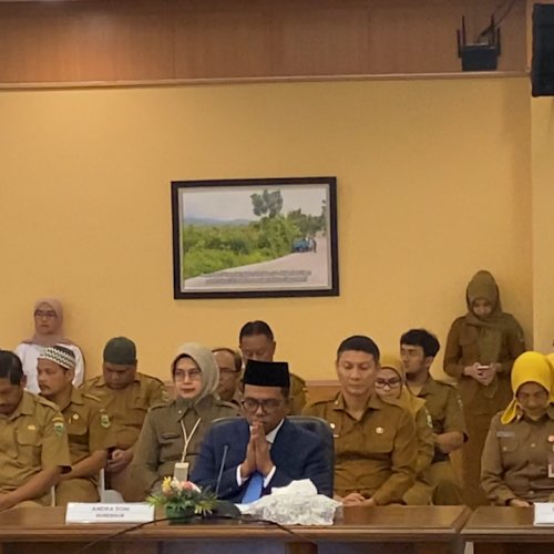 Andra Soni Tunaikan Janji Politik! Program Sekolah Gratis Direalisasikan