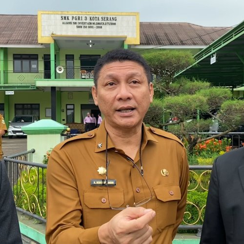 Plh. Sekda Banten Terjun Cek Pelaksanaan Program Sekolah Gratis Andra Soni