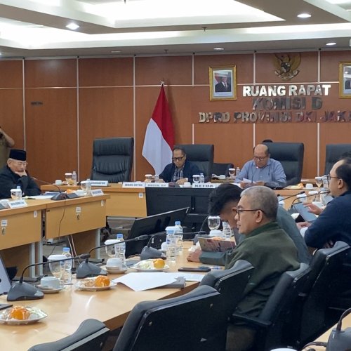 Isi Raperda Jaringan Utilitas Diubah Pemprov, DPRD DKI Jakarta Marah