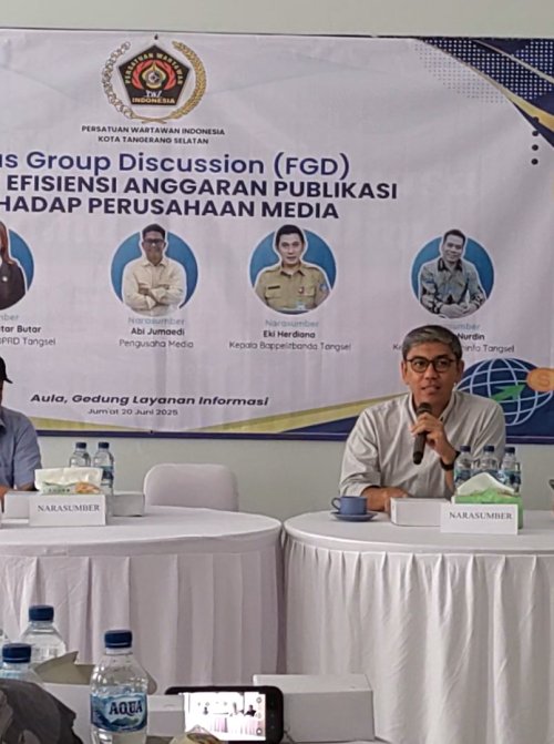 PWI Tangsel Gelar FGD Dampak Efisiensi Terhadap Media Massa
